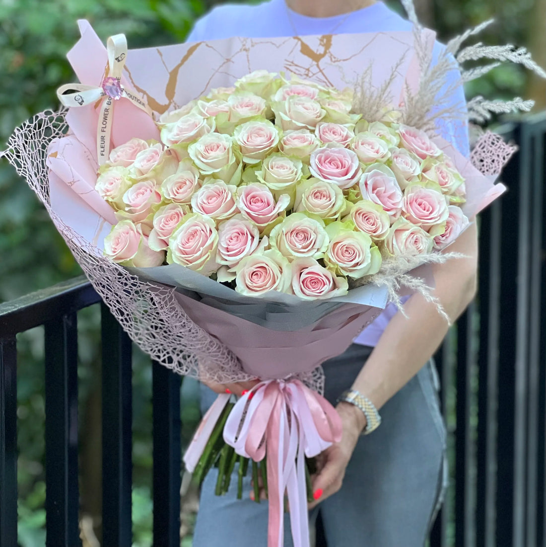 Pink Luxury - Frutteto Roses Bouquet