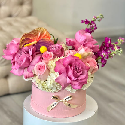 Blushing Beauty: Fresh Flower Box