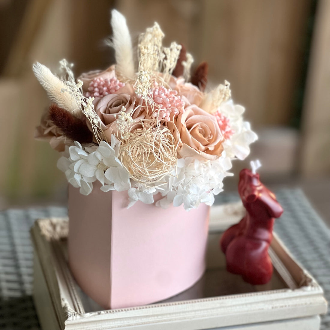 Mocha Muse: Preserved Floral Box &amp; Female Form Candle